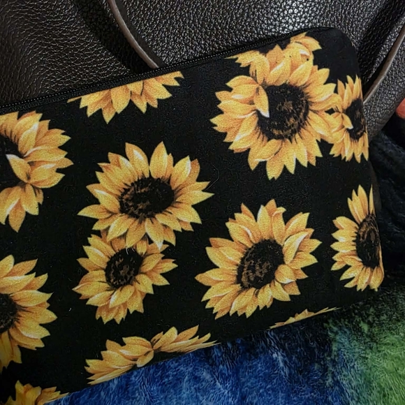 Anne Klein Dark Brown Tote with Sunflower Pouch - Picture 8 of 8